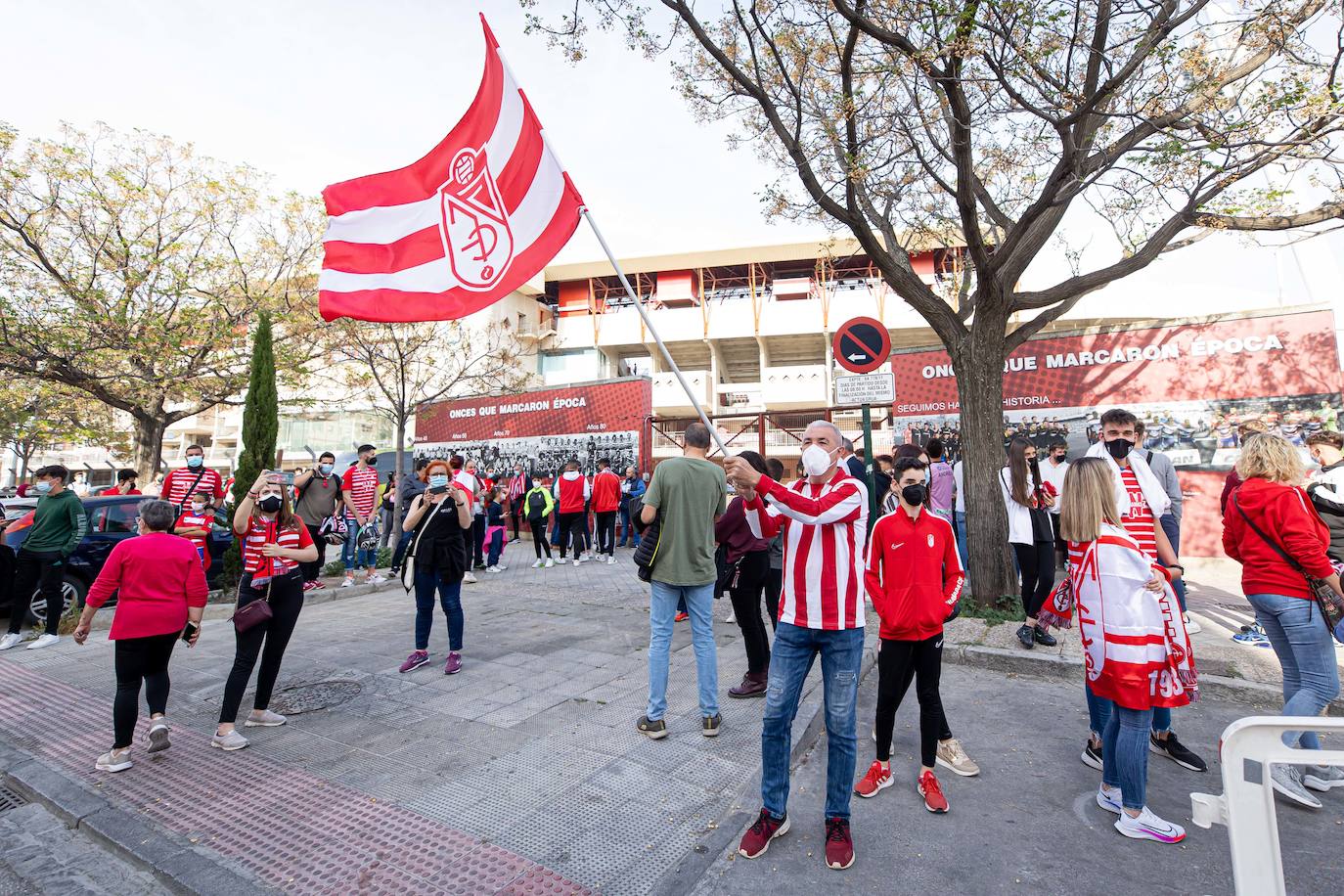 Fotos: El ambiente previo al Granada-Manchester United en el Nuevo Los Cármenes