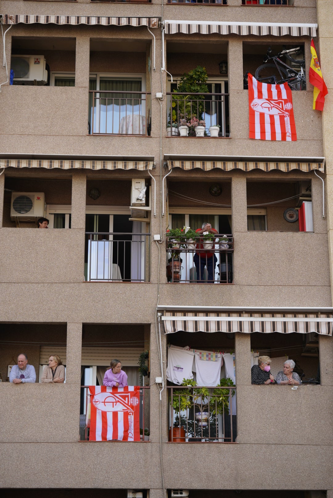 Fotos: El ambiente previo al Granada-Manchester United en el Nuevo Los Cármenes