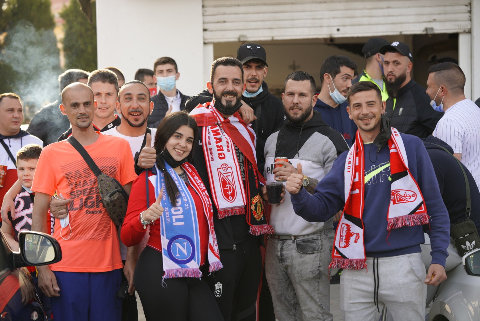 Fotos: El ambiente previo al Granada-Manchester United en el Nuevo Los Cármenes