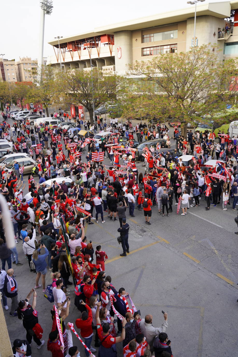 Fotos: El ambiente previo al Granada-Manchester United en el Nuevo Los Cármenes