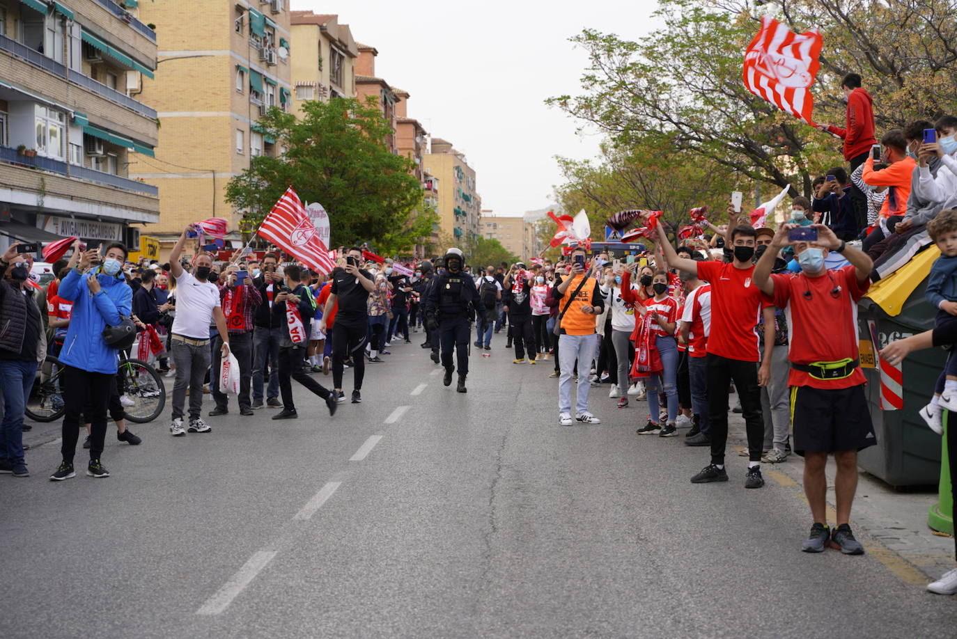 Fotos: El ambiente previo al Granada-Manchester United en el Nuevo Los Cármenes