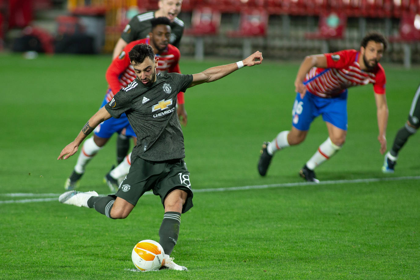 Fotos: Las mejores imágenes del histórico Granada-Mánchester United