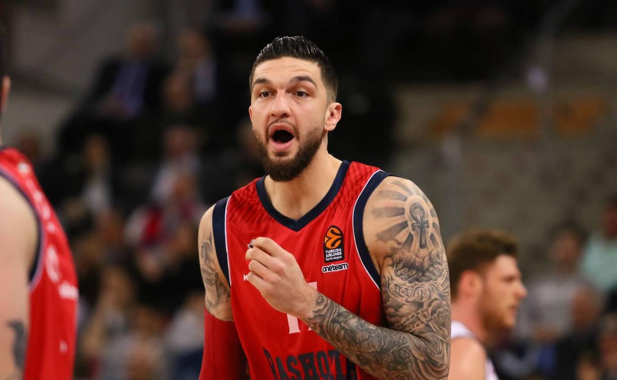 Vincent Poirier, durante su etapa en el Baskonia. 