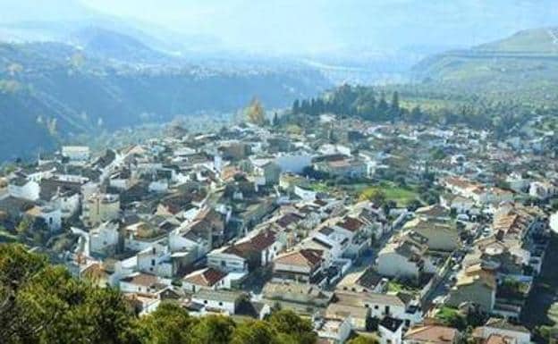 Las tasas de contagios se disparan en 95 municipios de Granada tras la Semana Santa