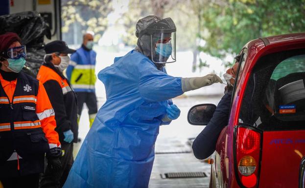 Granada registra cuatro muertos y un nuevo repunte en las hospitalizaciones