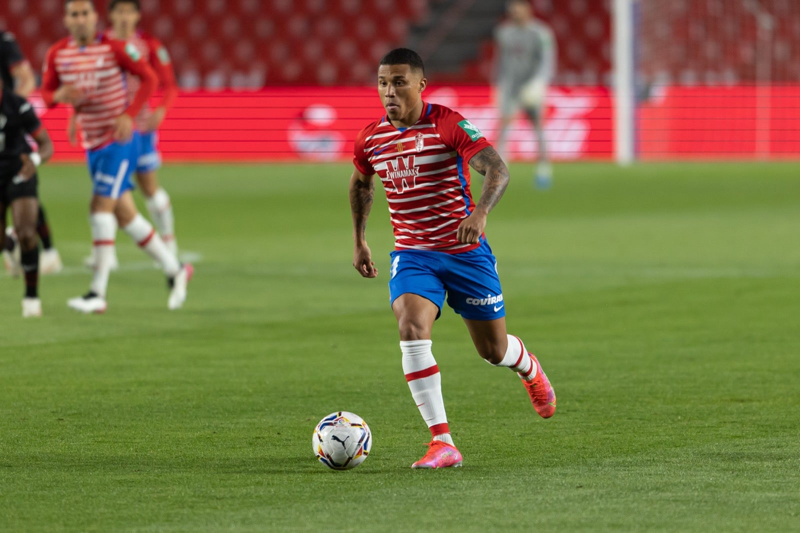 Fotos: Las mejores imágenes del Granada-Éibar