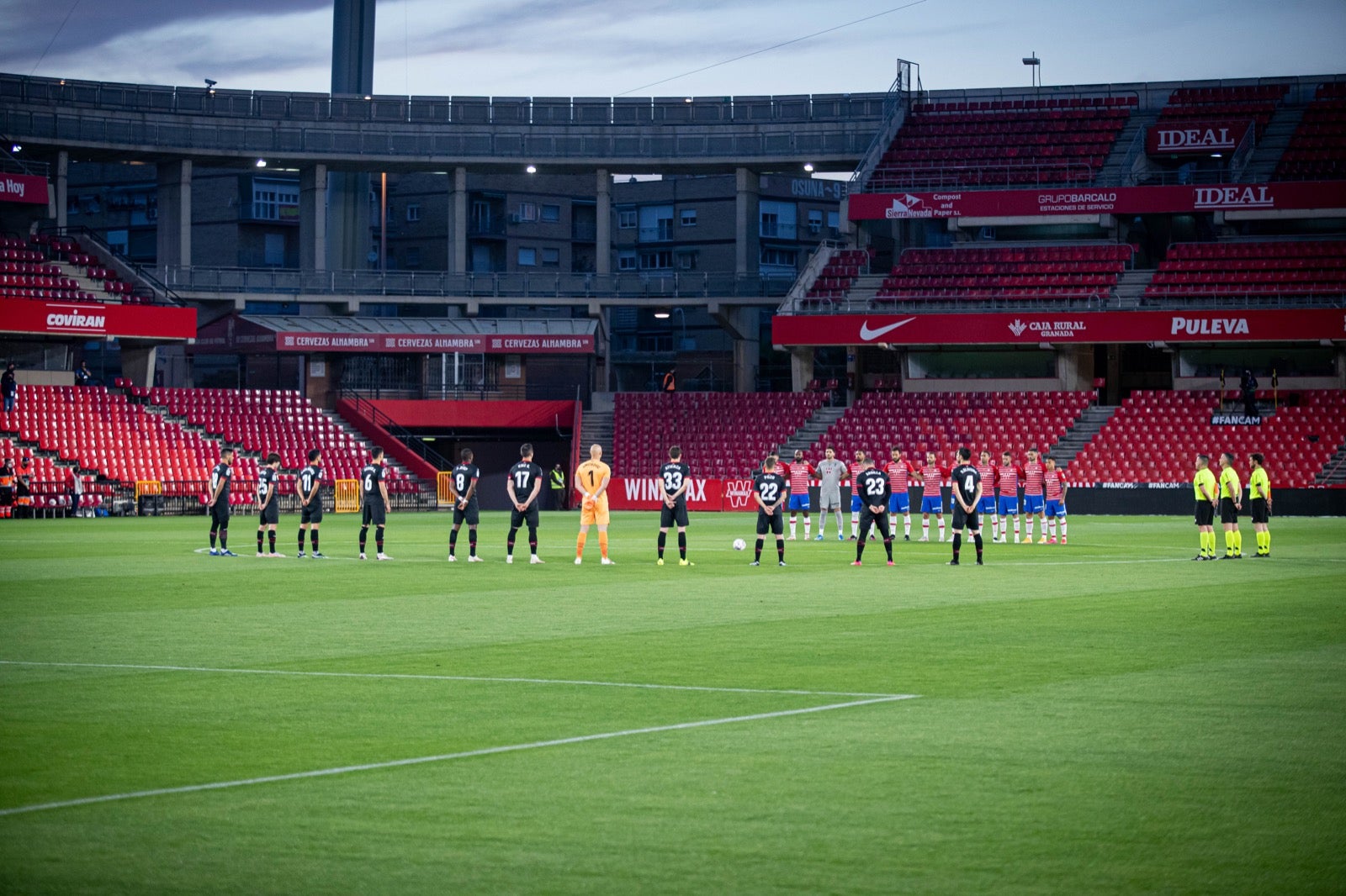 Fotos: Las mejores imágenes del Granada-Éibar