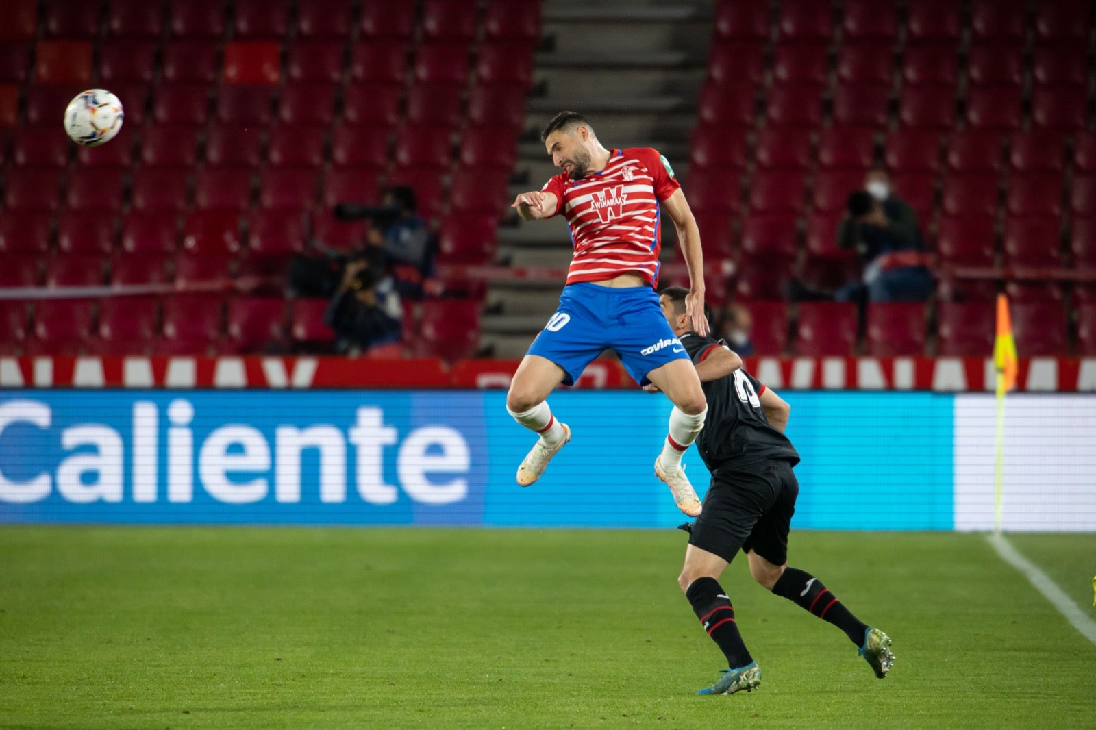 Fotos: Las mejores imágenes del Granada-Éibar