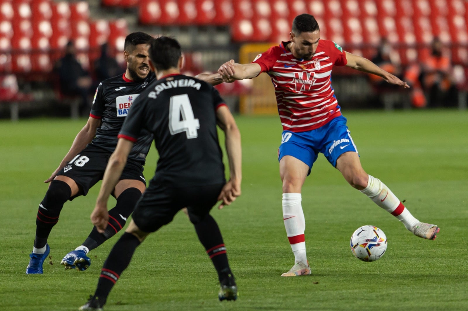 Fotos: Las mejores imágenes del Granada-Éibar