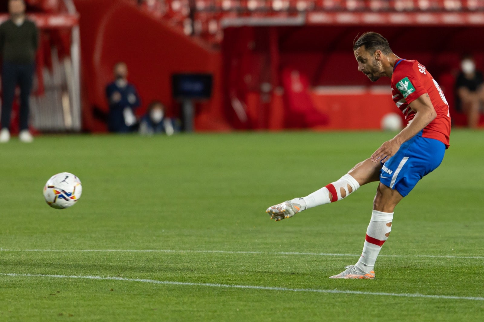 Fotos: Las mejores imágenes del Granada-Éibar