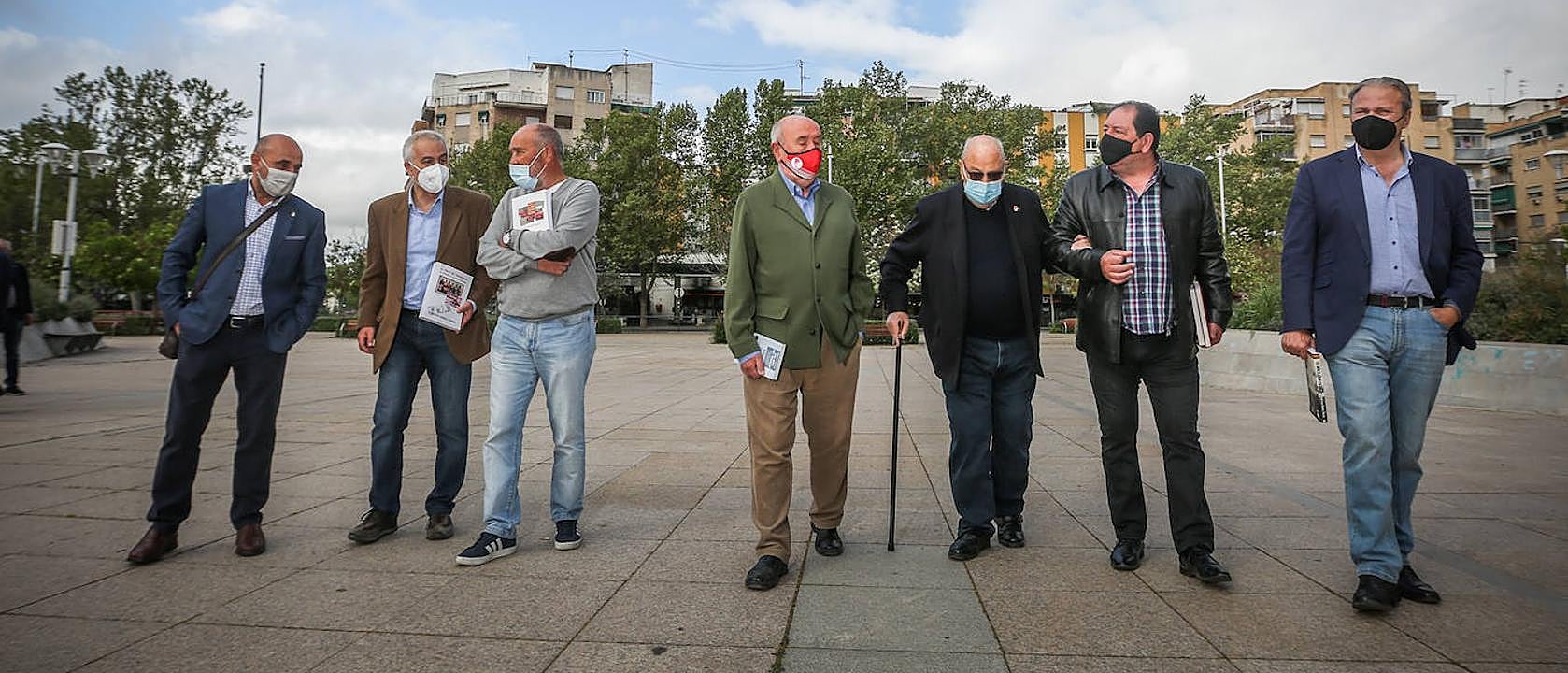 Especial 90 Aniversario Granada CF | Una reunión de 'senadores' para alumbrar el pasado y el presente