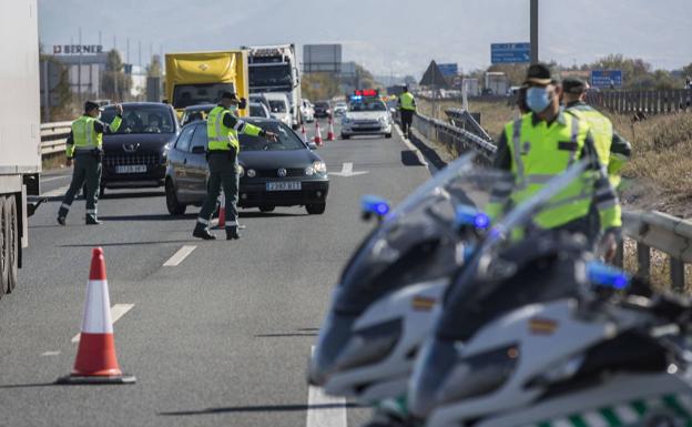 La Junta abre la movilidad entre provincias en Andalucía. 