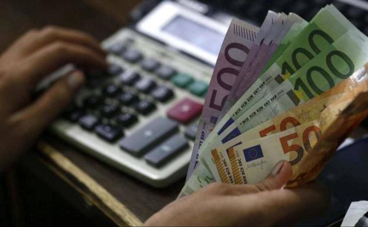 Empleo y trabajo | El BOE confirma las nuevas ayudas a autónomos: cuantías y requisitos