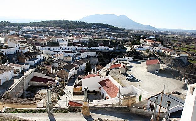 Benamaurel es el pueblo con más habitantes de Granada sin positivos.
