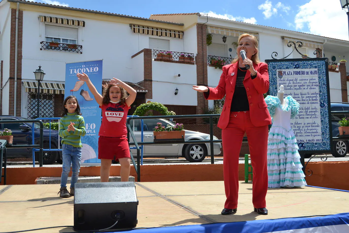 Acto de inauguración del monolito dedicado a la copla en Cájar