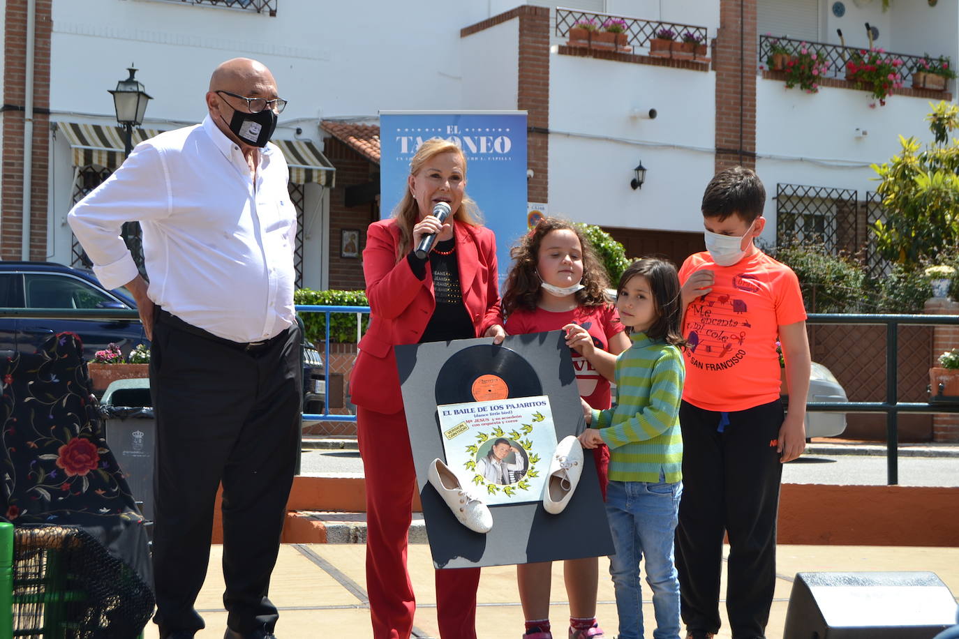 Acto de inauguración del monolito dedicado a la copla en Cájar