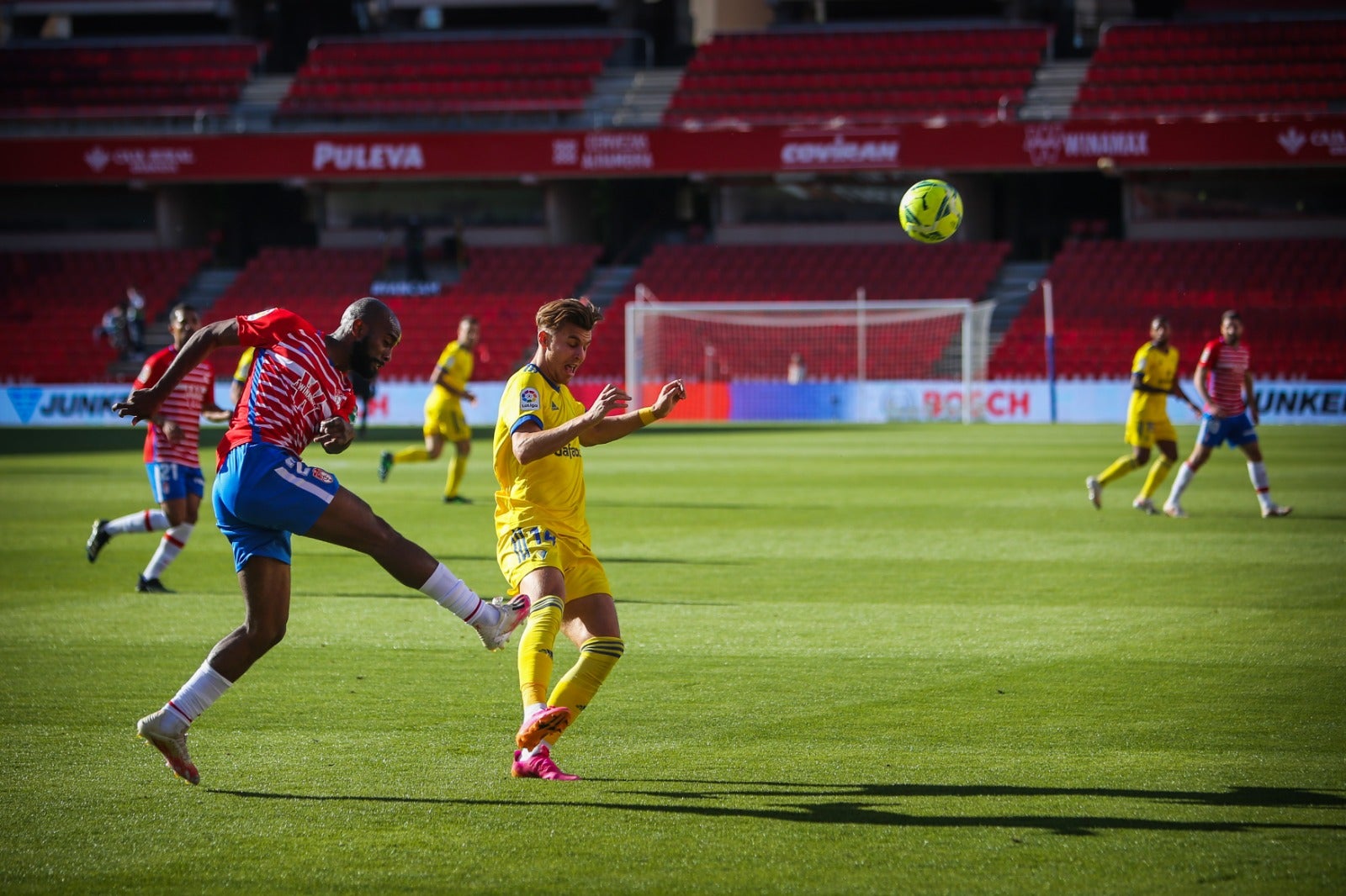 Fotos: Las mejores imágenes del Granada-Cádiz