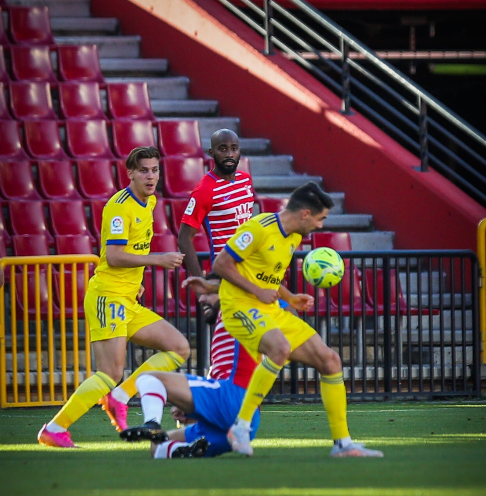 Fotos: Las mejores imágenes del Granada-Cádiz