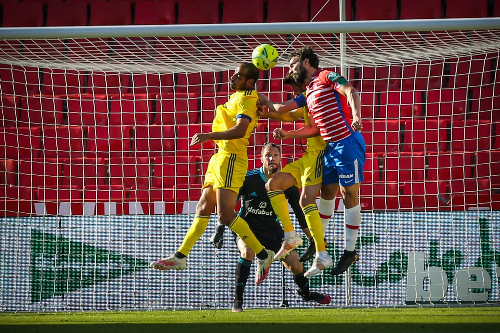 Fotos: Las mejores imágenes del Granada-Cádiz