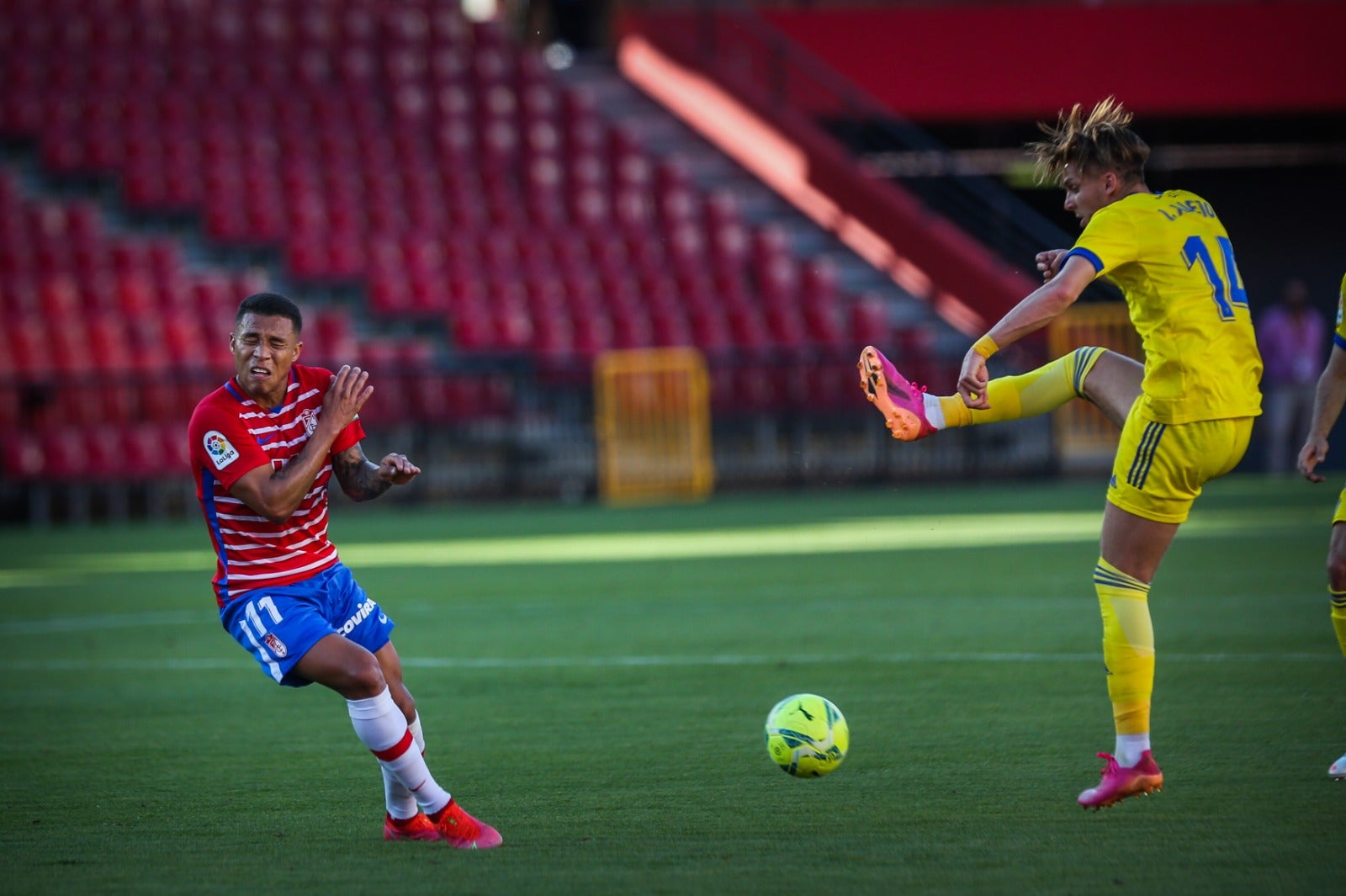 Fotos: Las mejores imágenes del Granada-Cádiz