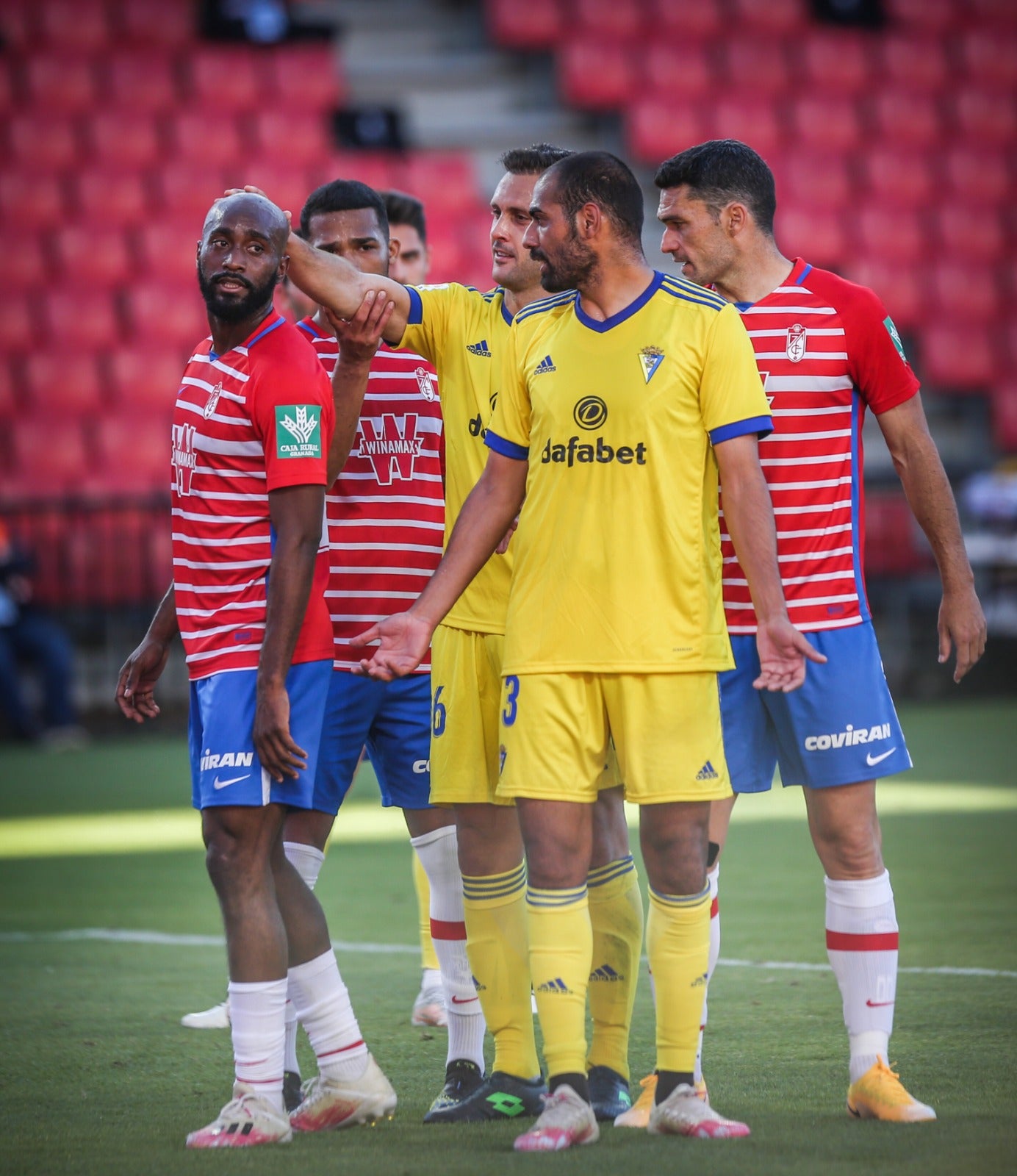 Fotos: Las mejores imágenes del Granada-Cádiz