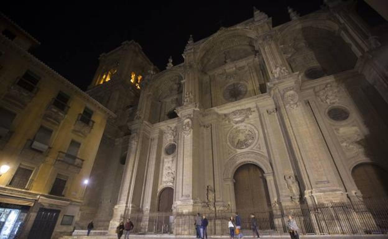Granada pone en marcha un proyecto de iluminación artística para la Catedral