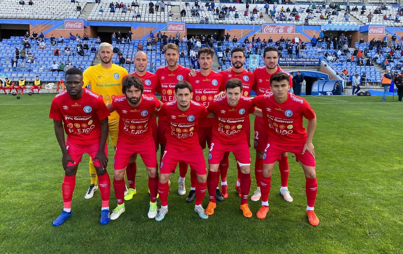 La victoria ejidense en Huelva le concede la permanencia. 