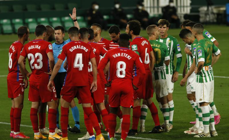 Fotos: Las mejores imágenes del Betis-Granada en el Benito Villamarín