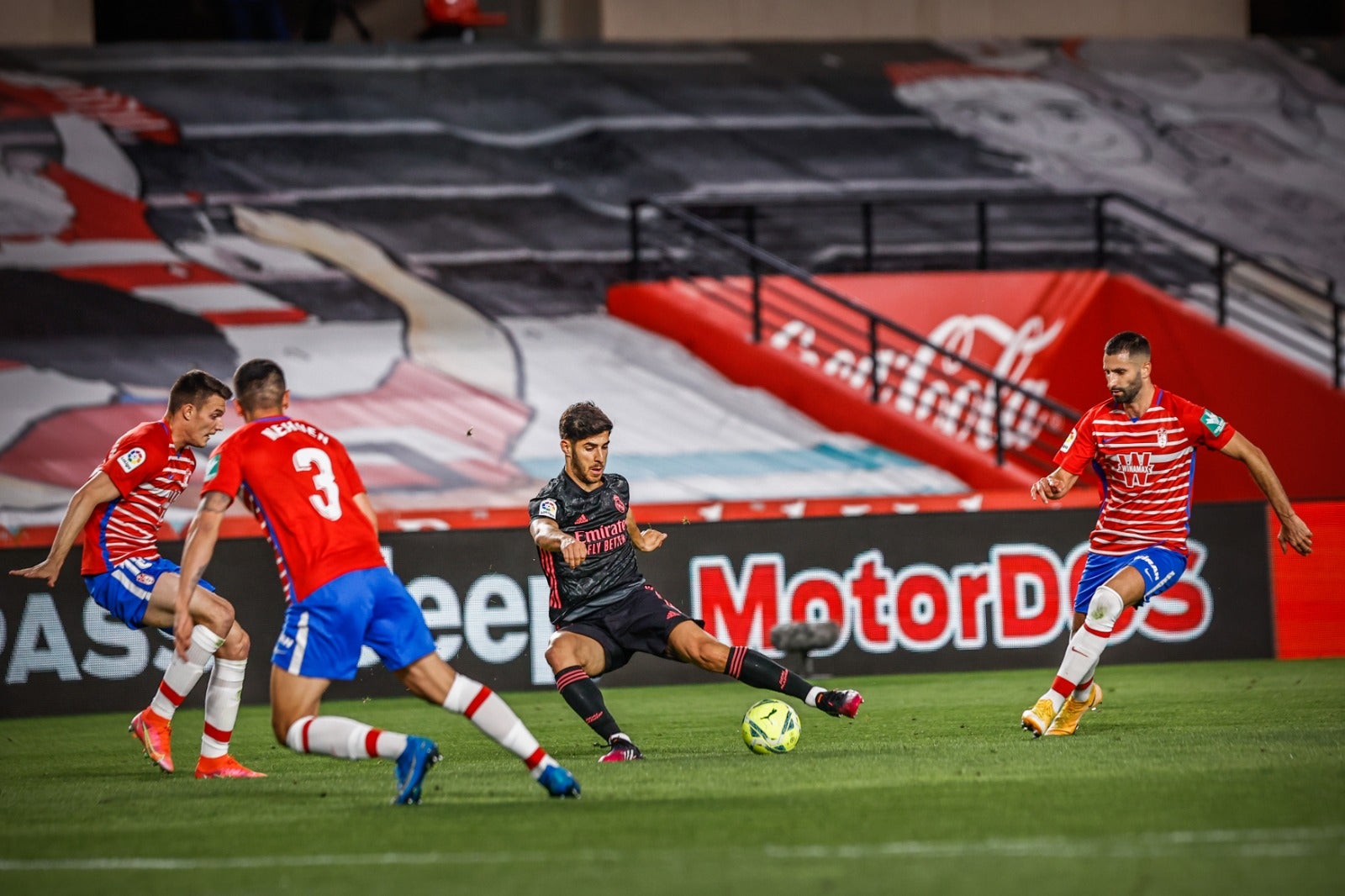 Fotos: Las mejores imágenes del Granada-Real Madrid