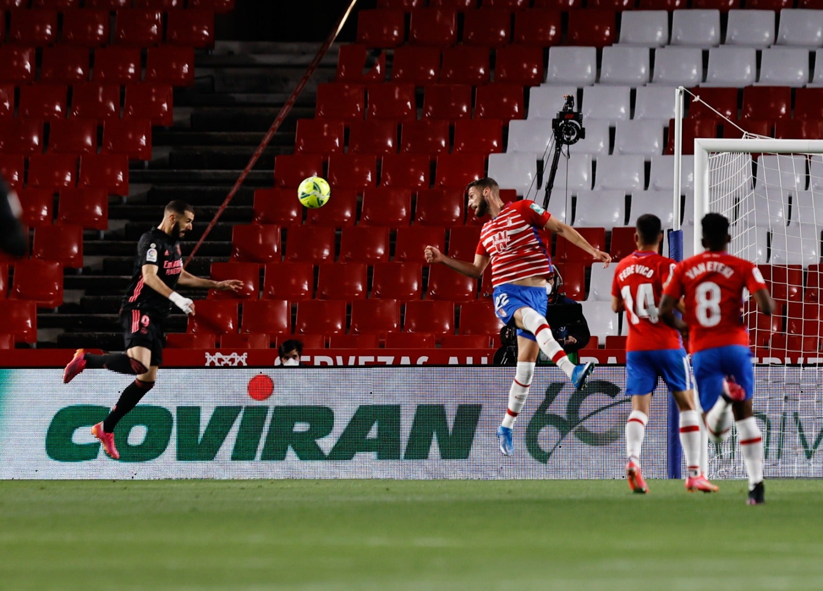 Fotos: Las mejores imágenes del Granada-Real Madrid