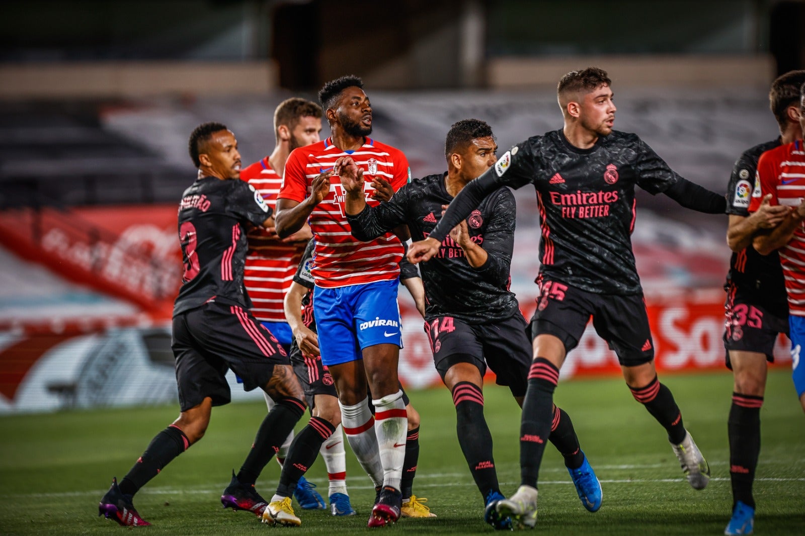 Fotos: Las mejores imágenes del Granada-Real Madrid