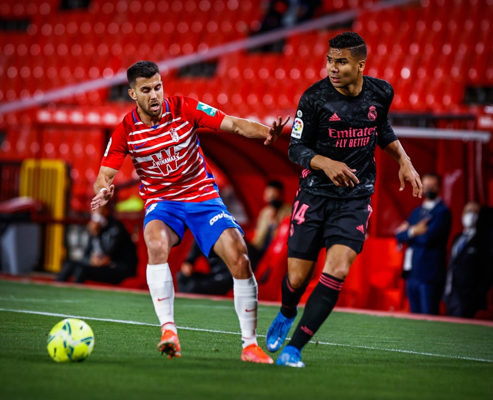 Fotos: Las mejores imágenes del Granada-Real Madrid