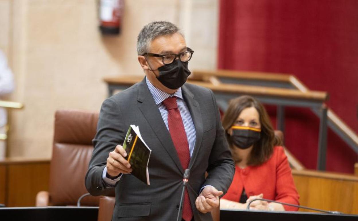 Crisis cin Marruecos | Vox dejará de apoyar al Gobierno andaluz si Andalucía recibe a menores migrantes llegados a Ceuta