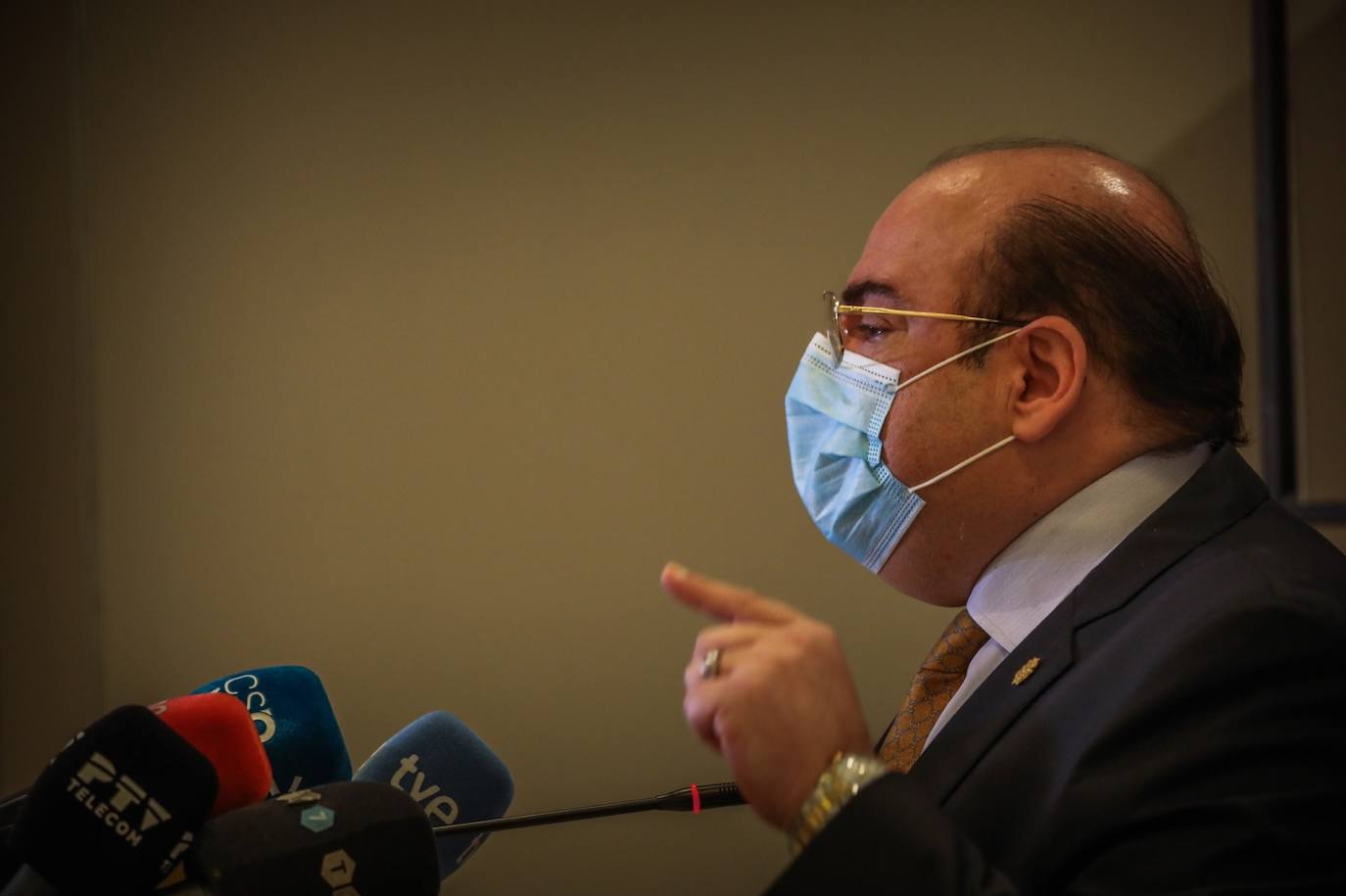 Sebastián Pérez, en la rueda de prensa en la que 