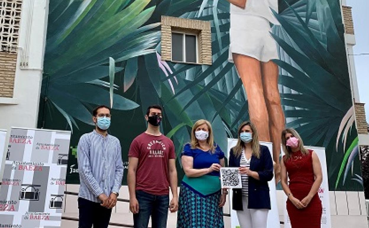 Inauguración del mural de Javier Aldarias.