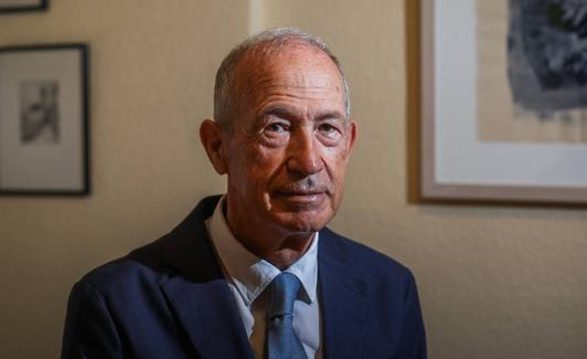 El abogado Enrique Labella representó a la familia de la víctima. 