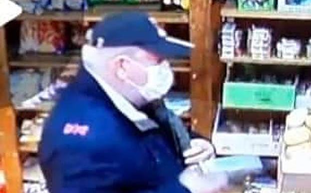 Encuentran 20 dosis de cocaína en la casa del 'abuelo atracador' de Granad y Armilla