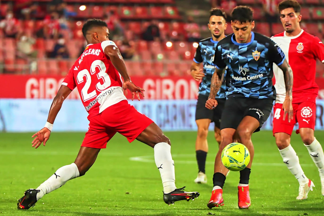 Los de Rubi fueron claramente superados por el equipo que dirige Francisco.