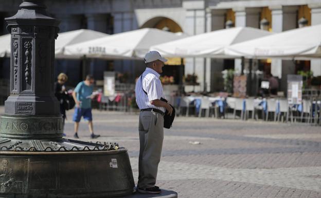 Los pensionistas que cobrarán 2.598 euros al mes con la reforma de Escrivá