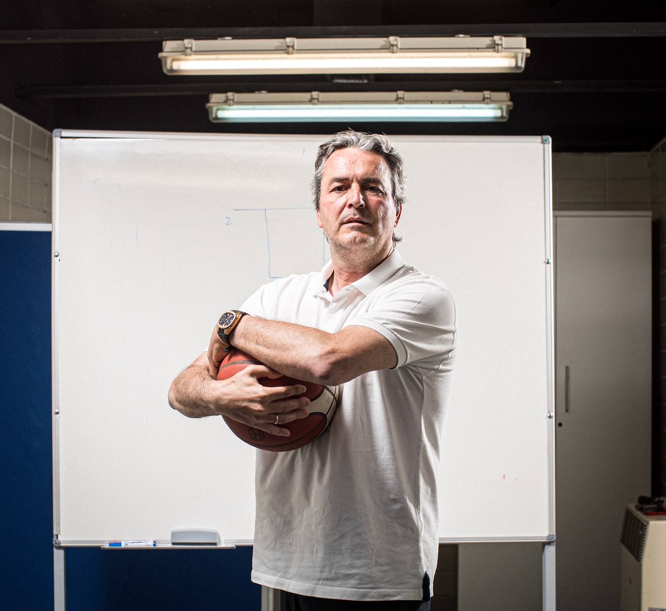 Sergio Valdeolmillos comandó el último ascenso granadino a la ACB, ahora da ánimos al Covirán y ve al alcance el regreso a la élite gracias a la capacidad del actual equipo.