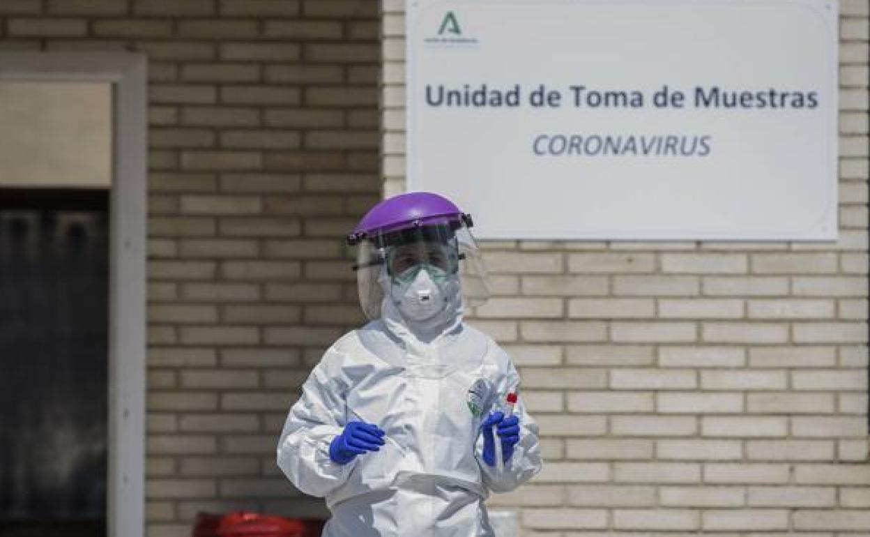 Andalucía baja su tasa de contagios tras tres días consecutivos de subidas