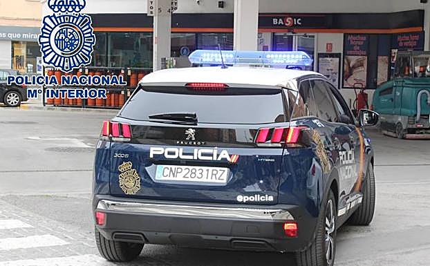 Investigan si un violento atracador de comercios de Granada robó también en cuatro gasolineras