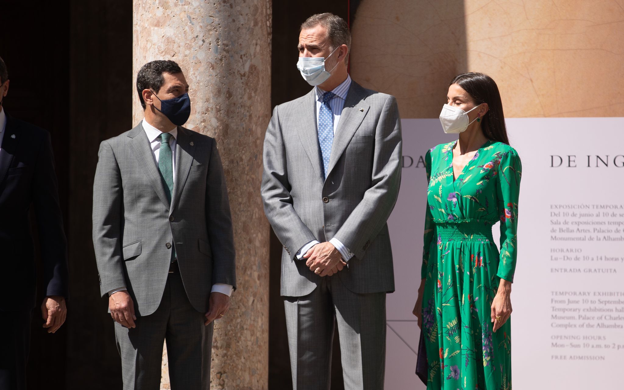 Don Felipe y Doña Letizia han visitado Granada para inaugurar 'Odaliscas. De Ingres a Picasso', una exposición impulsada por el Patronato de La Alhambra y el Generalife