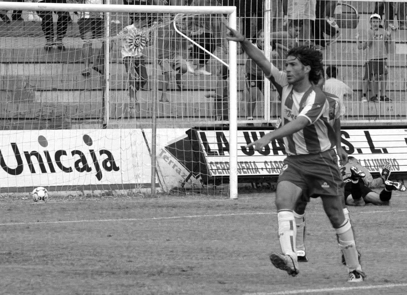 Paco Luna, pieza clave en el ascenso del Almería CF a Segunda División en 1995. 