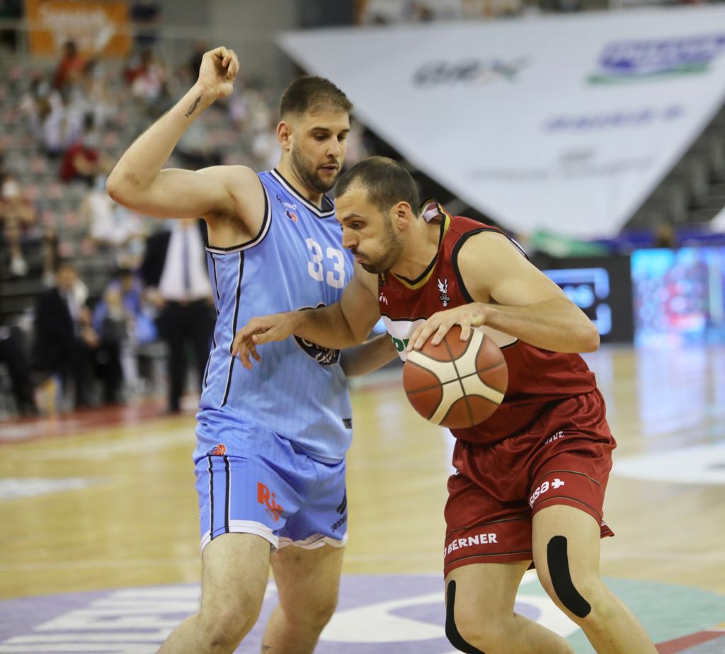 Fotos: Las mejores imágenes del Covirán-Breogán