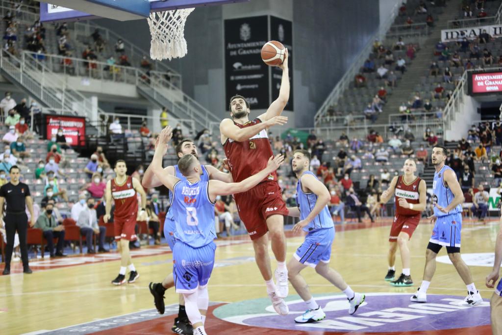 Fotos: Las mejores imágenes del Covirán-Breogán