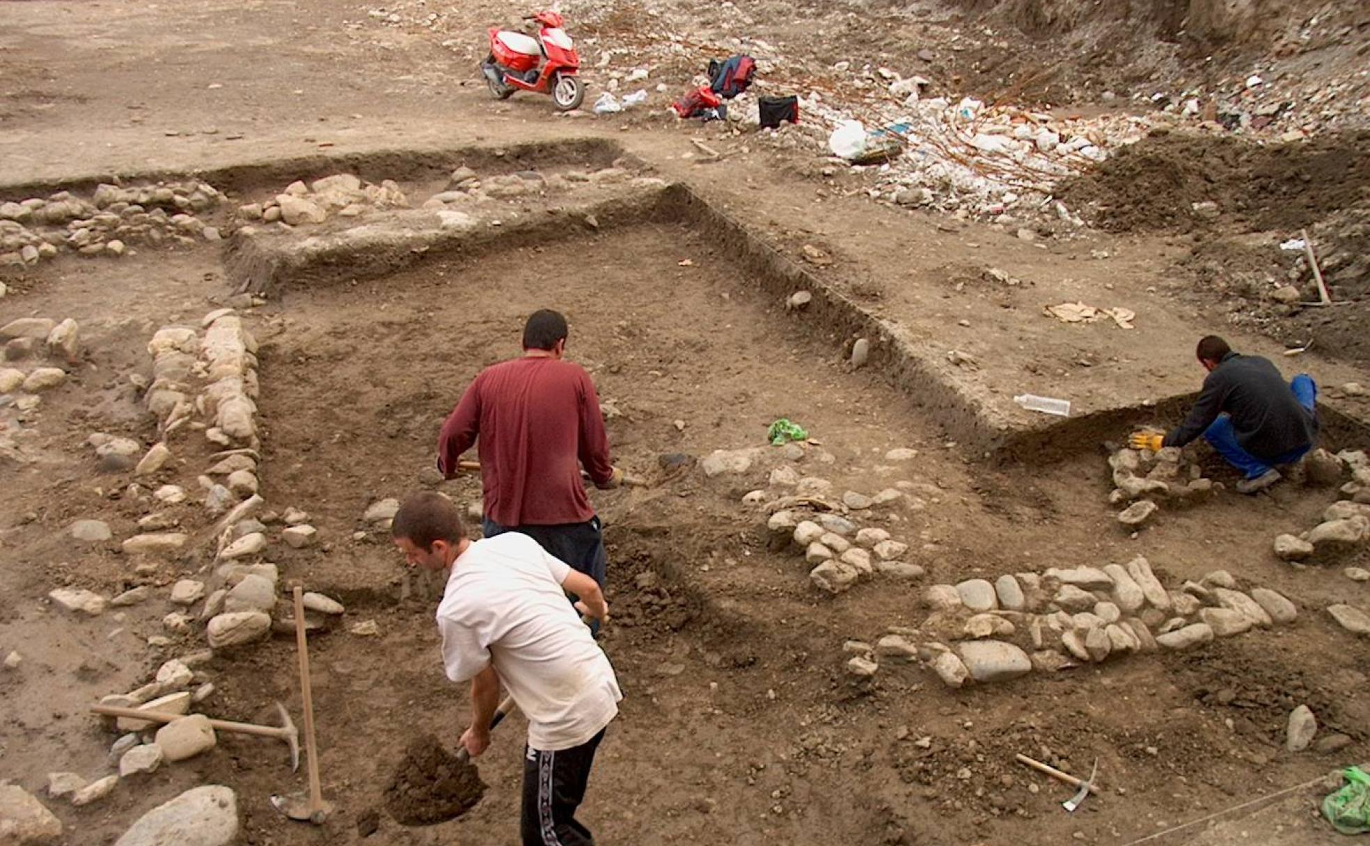 Excavaciones arqueológicas de los vestigios árabes de los Escolapios, en 2002. 