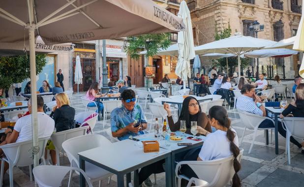 Andalucía decide nuevas medias sobre hostelería. 