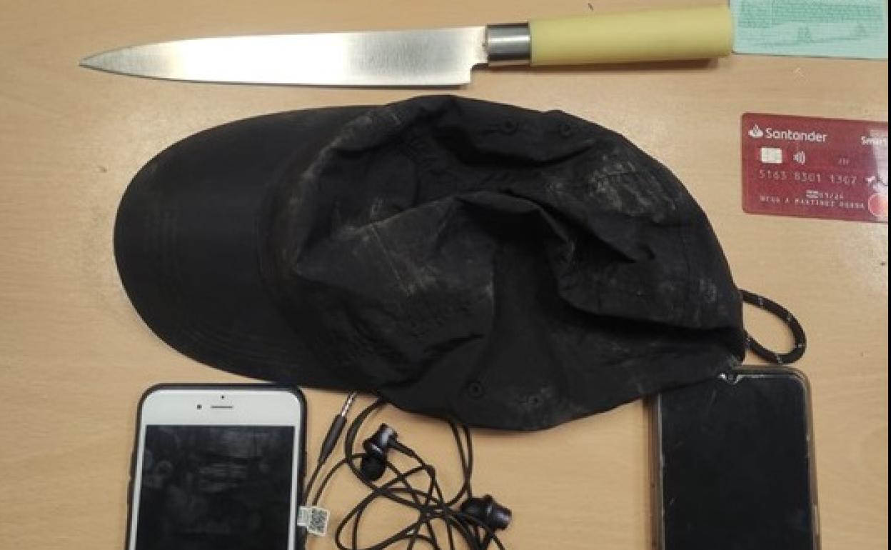 Objetos recuperados tras el robo.