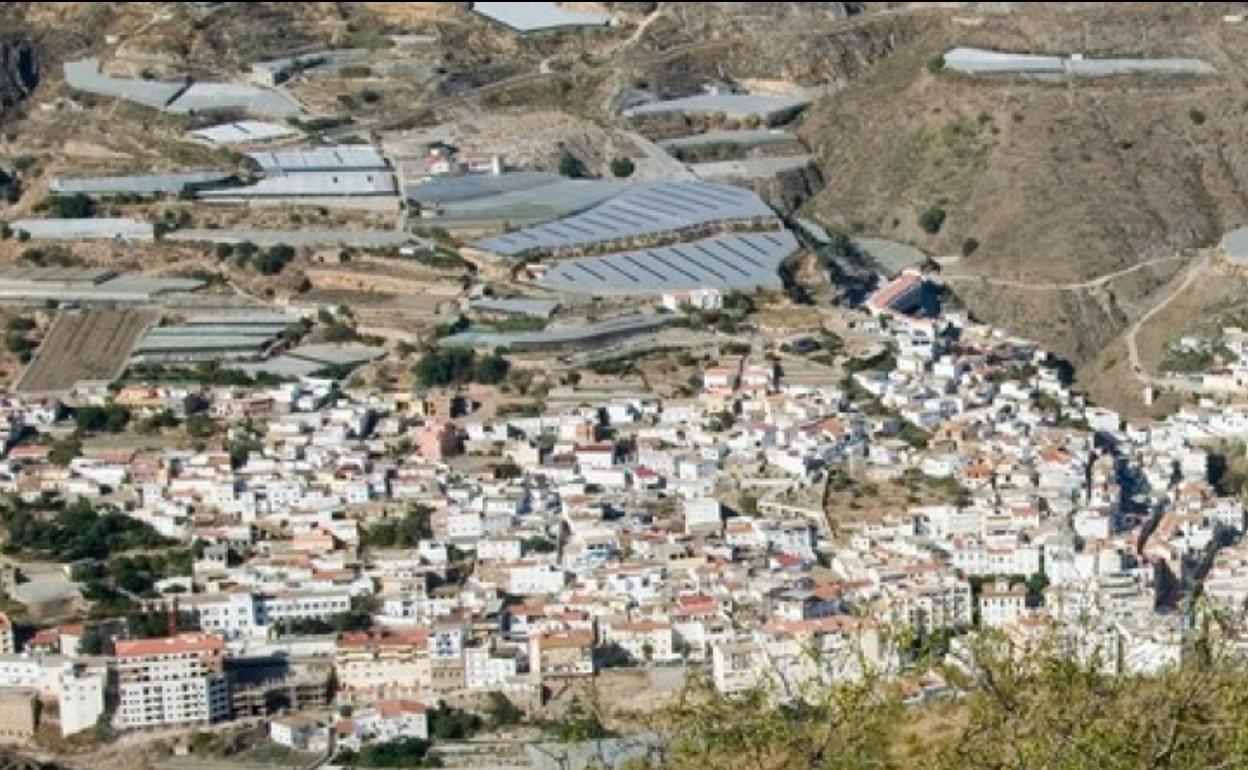 Vista de Albuñol, municipio de 7.353 habitantes.